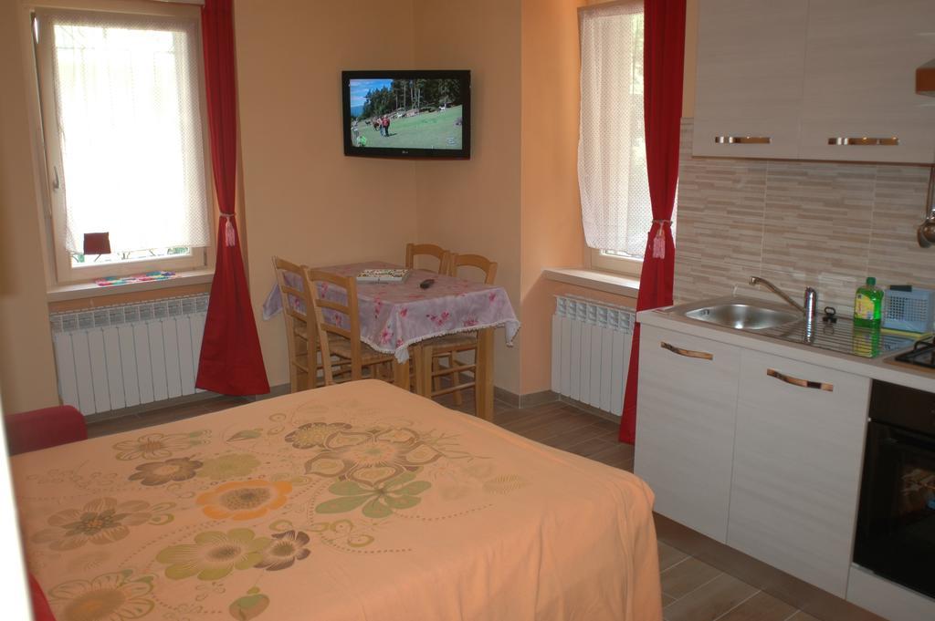 Goccia Di Resina #Sharingorobie Apartamento Serina  Exterior foto