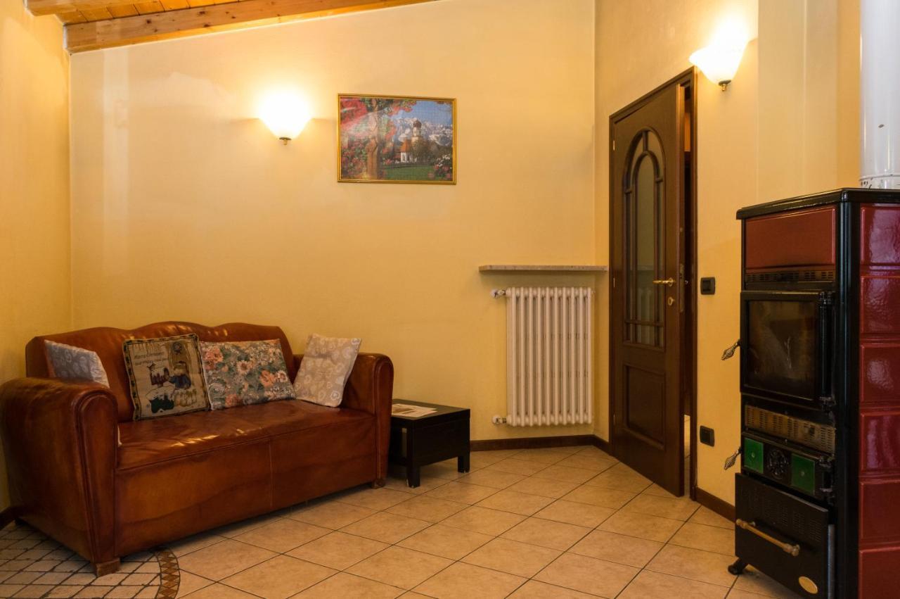 Goccia Di Resina #Sharingorobie Apartamento Serina  Exterior foto